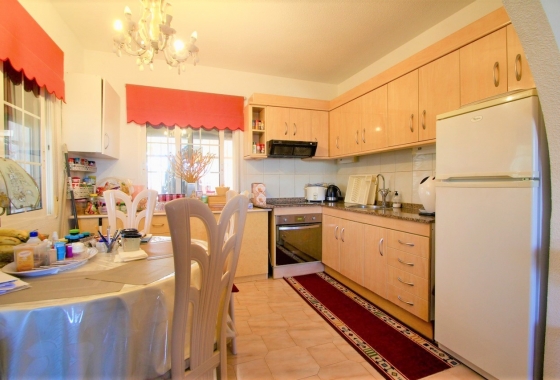 Resale - Villa - Orihuela Costa - Villamartín