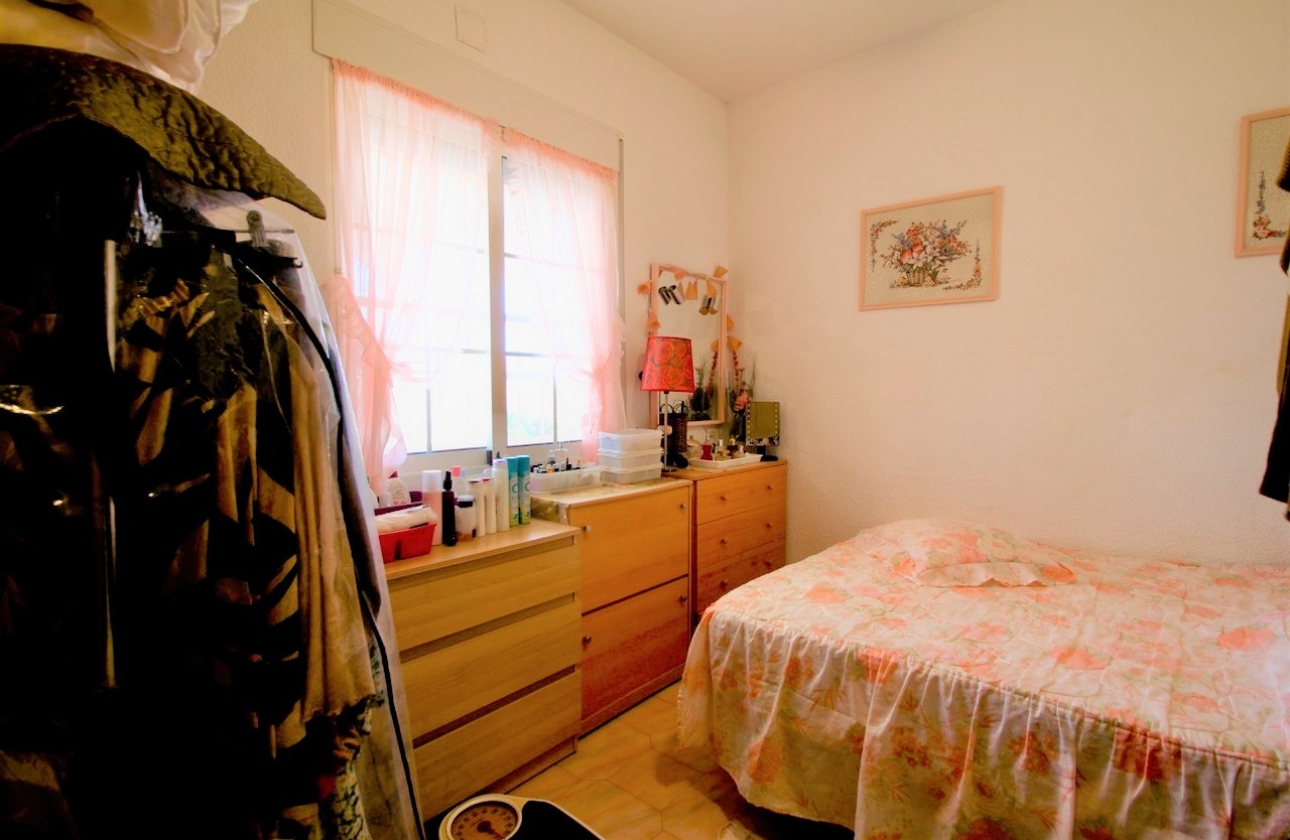 Resale - Villa - Orihuela Costa - Villamartín