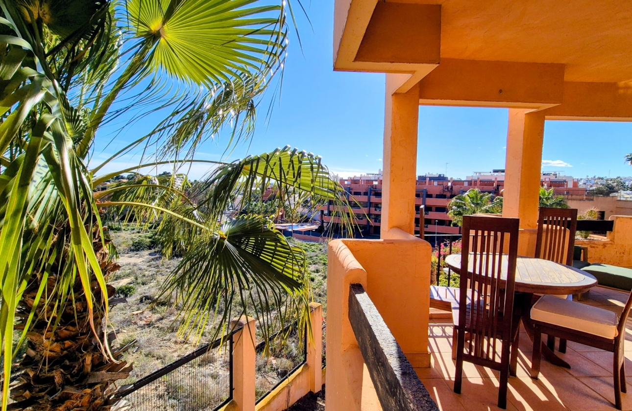 Resale - Apartment / flat - Orihuela Costa - Villamartín