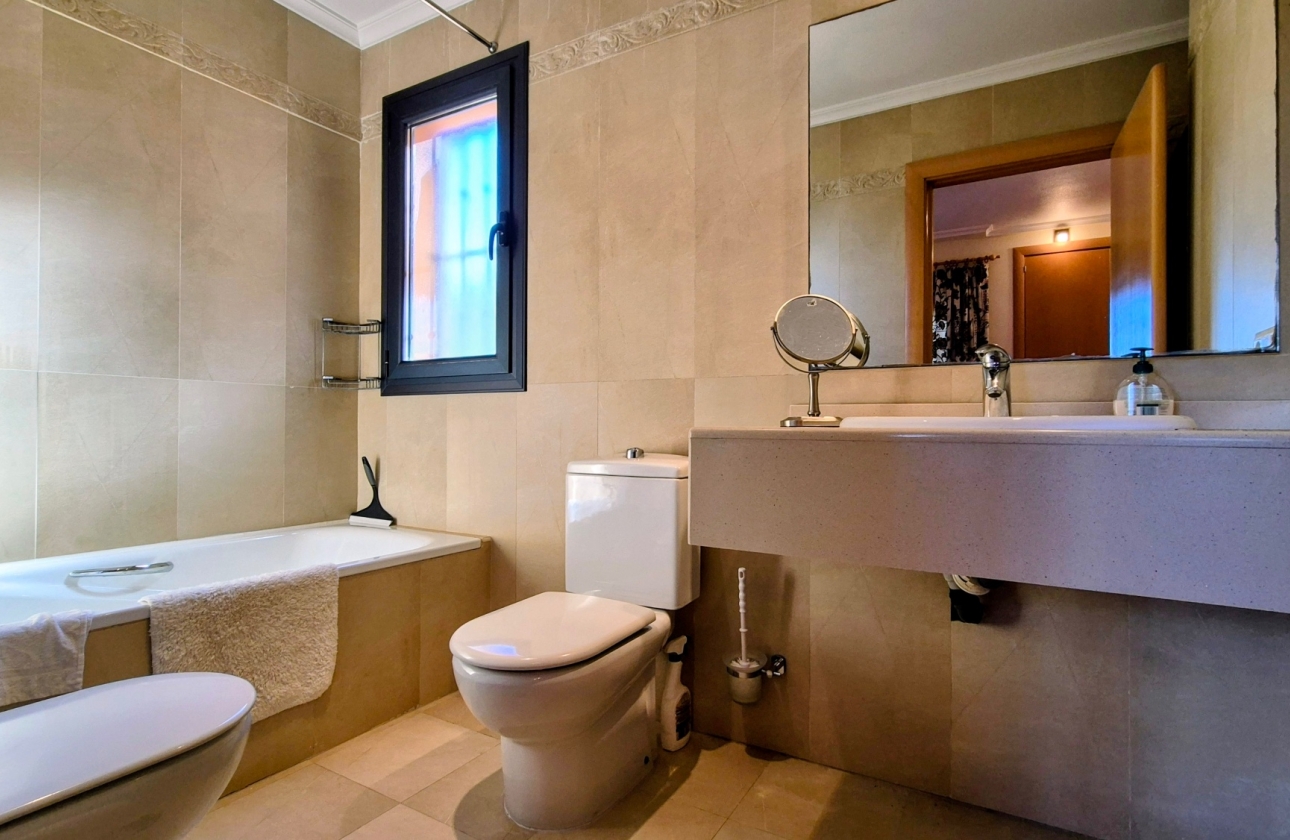 Resale - Apartment / flat - Orihuela Costa - Villamartín