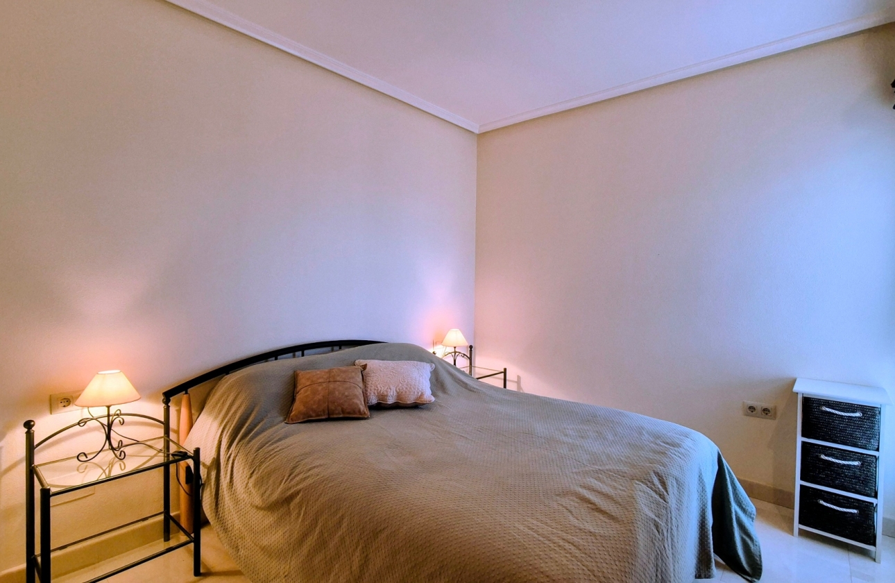 Resale - Apartment / flat - Orihuela Costa - Villamartín