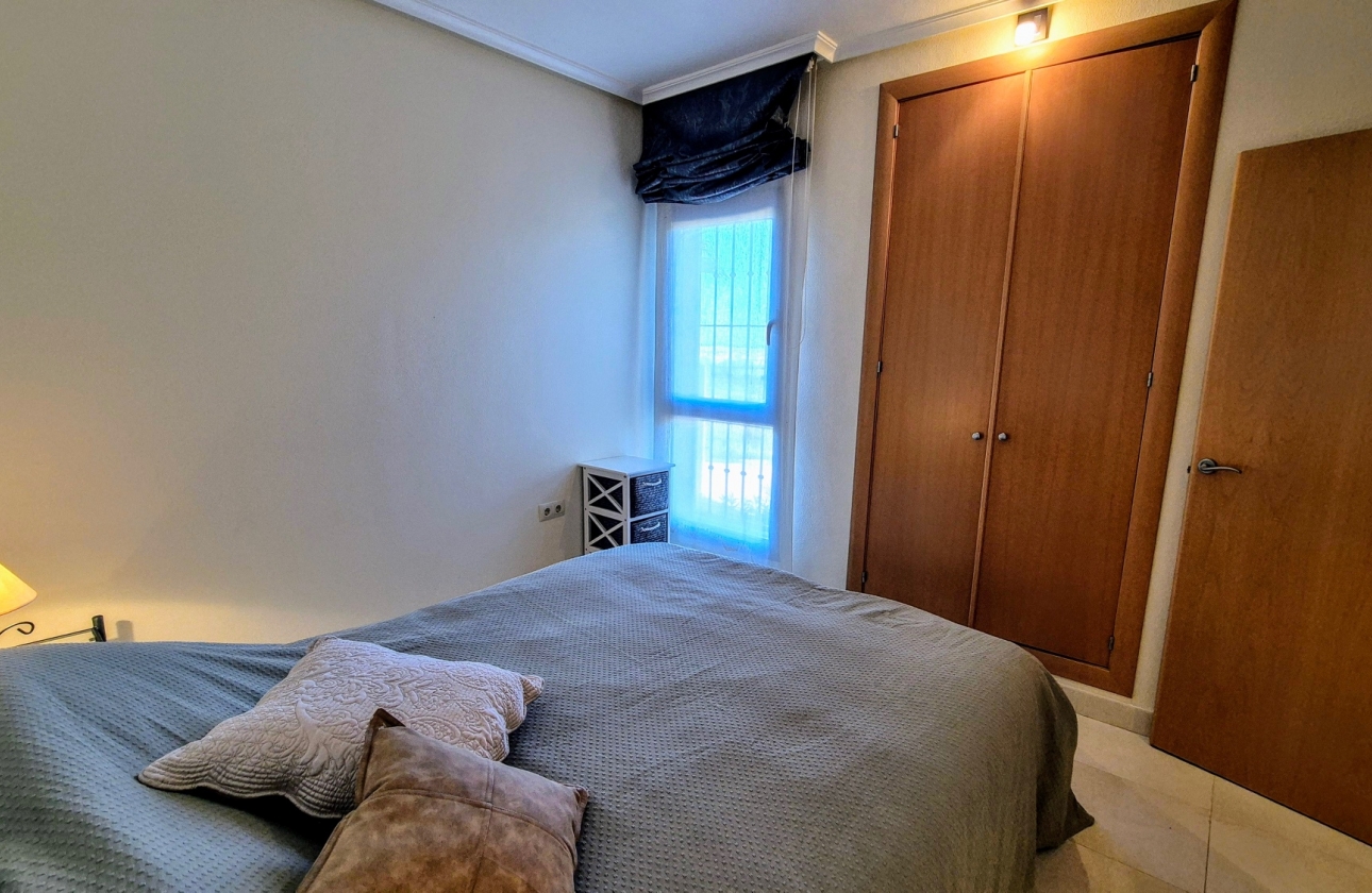 Resale - Apartment / flat - Orihuela Costa - Villamartín