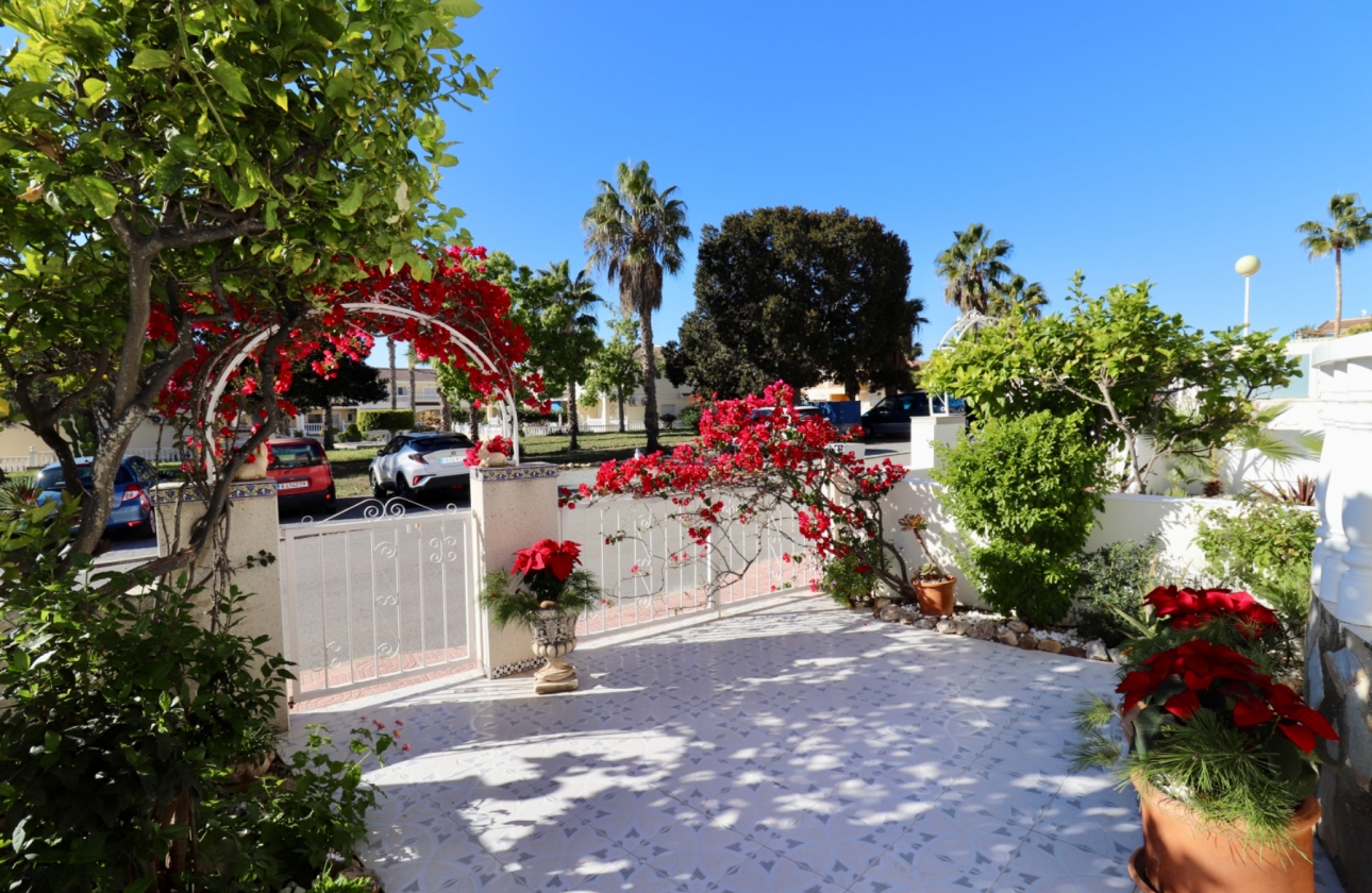 Resale - House - Ciudad Quesada - Doña Pepa