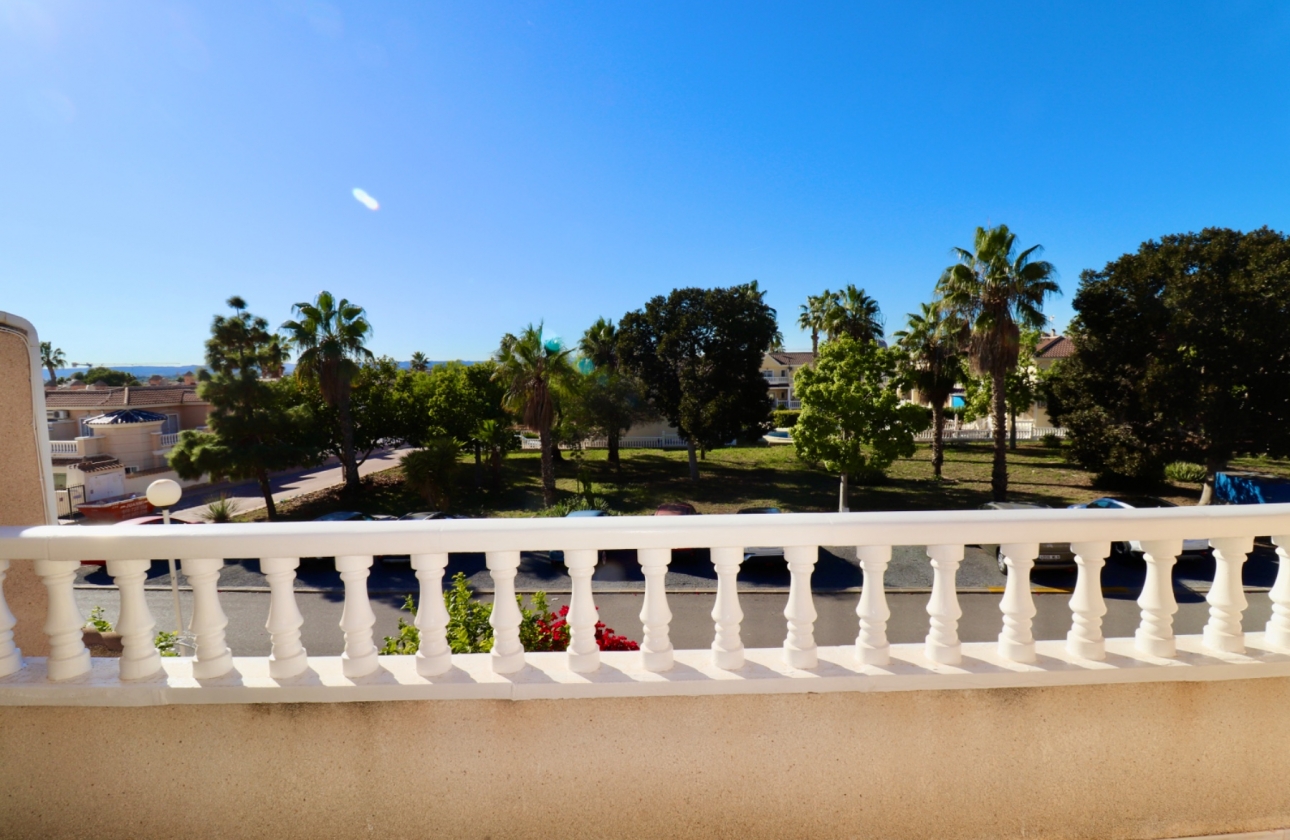 Resale - House - Ciudad Quesada - Doña Pepa