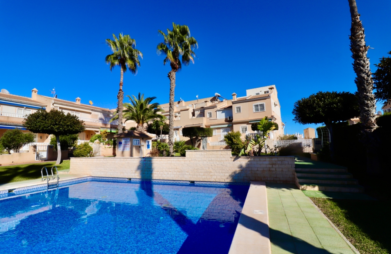 Resale - House - Ciudad Quesada - Doña Pepa