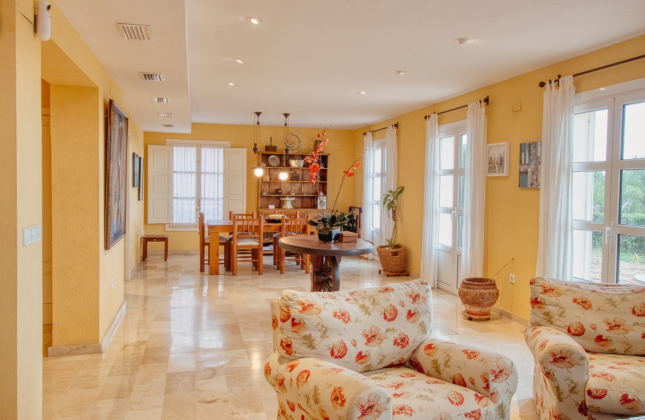 Resale - Villa - Benidorm - Zona de Poniente