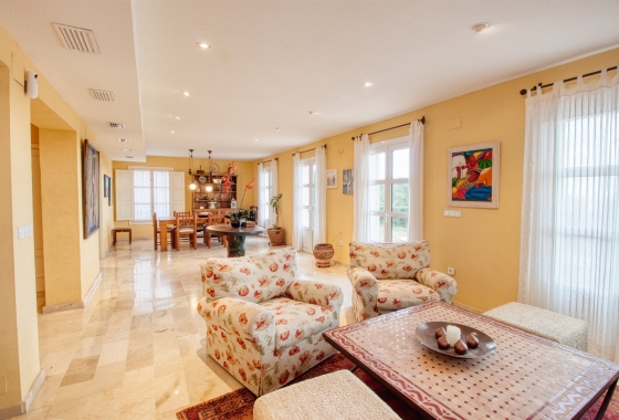 Resale - Villa - Benidorm - Zona de Poniente