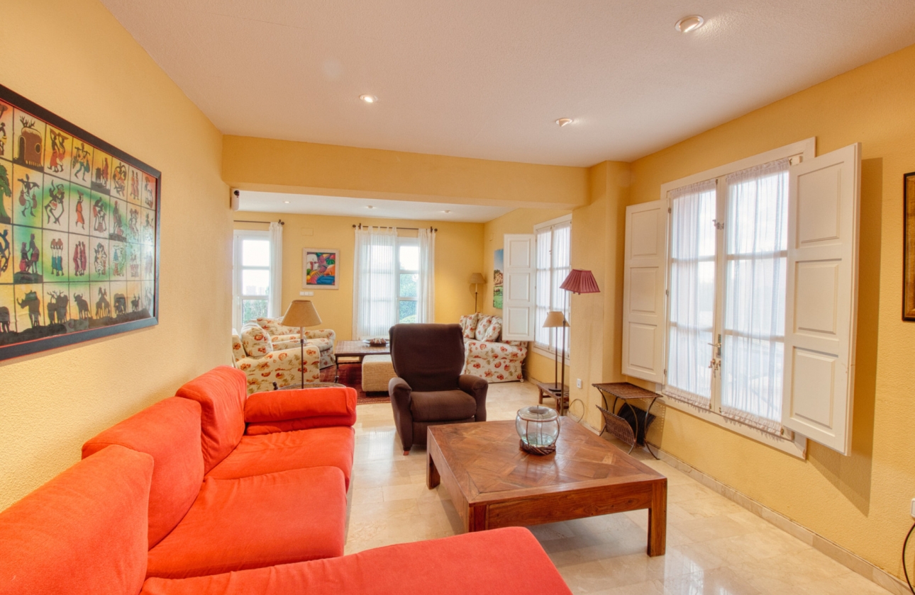 Resale - Villa - Benidorm - Zona de Poniente