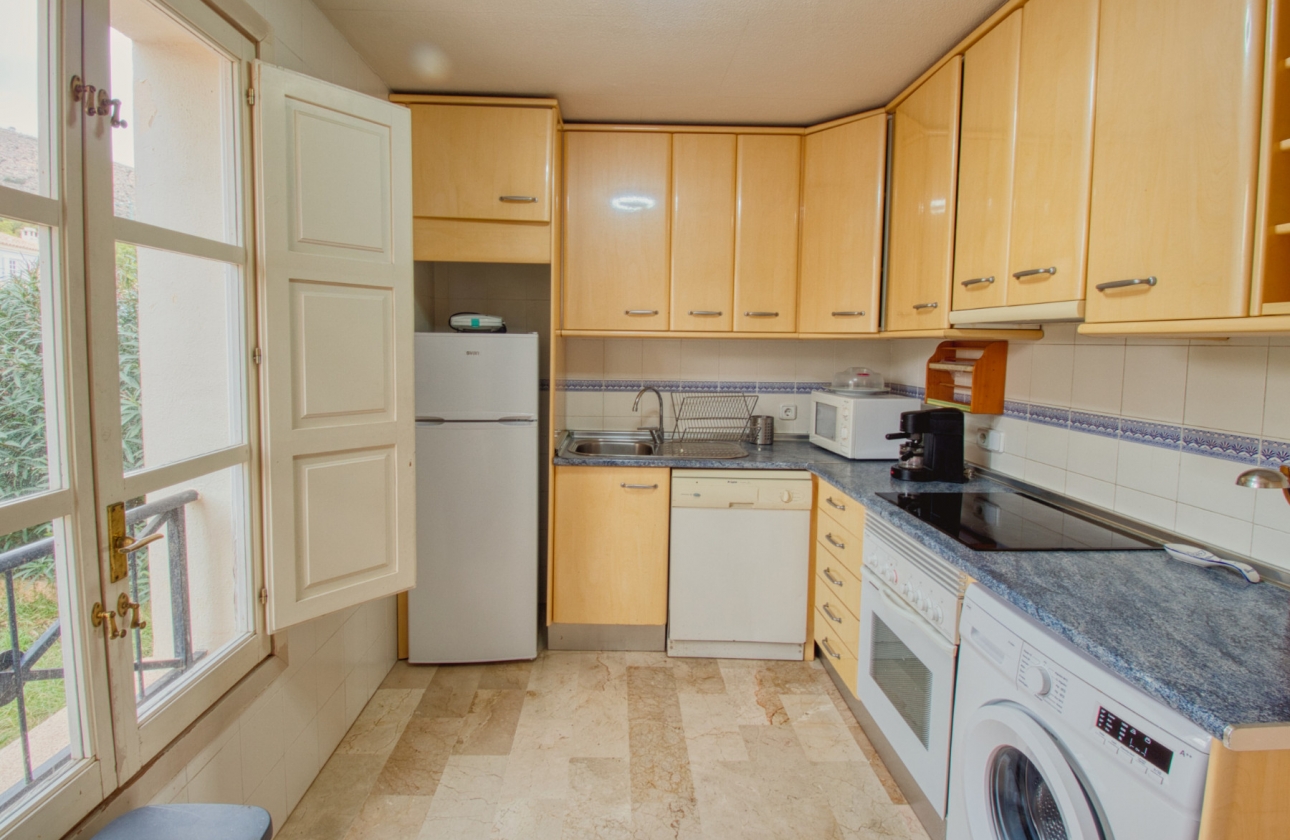 Resale - Villa - Benidorm - Zona de Poniente