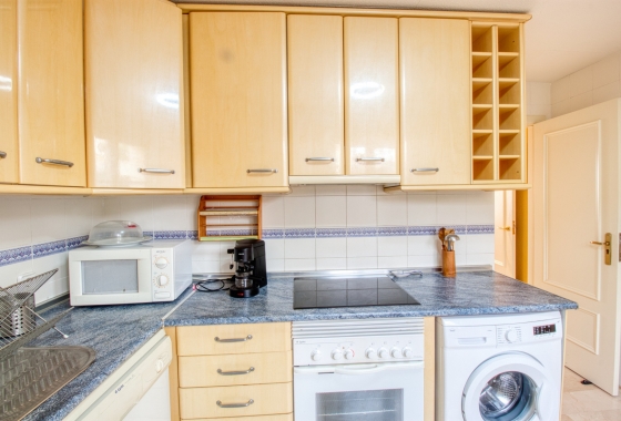 Resale - Villa - Benidorm - Zona de Poniente