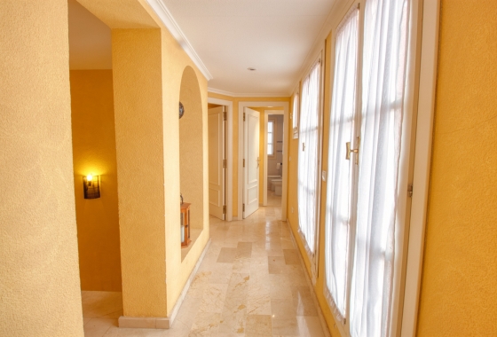 Resale - Villa - Benidorm - Zona de Poniente