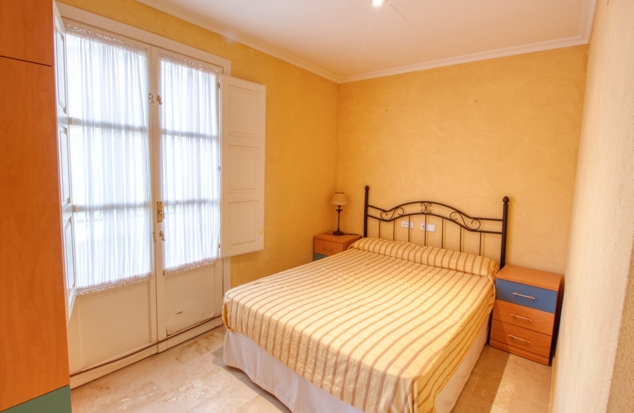 Resale - Villa - Benidorm - Zona de Poniente