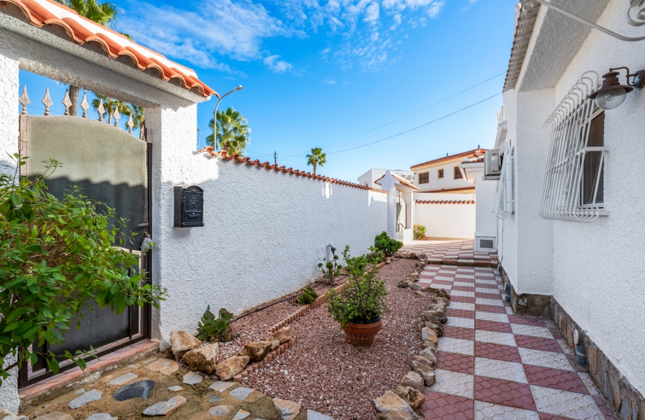 Resale - Villa - Ciudad Quesada - Rojales