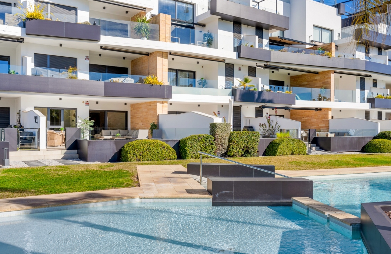 Resale - Apartment / flat - Orihuela Costa - Los Dolses
