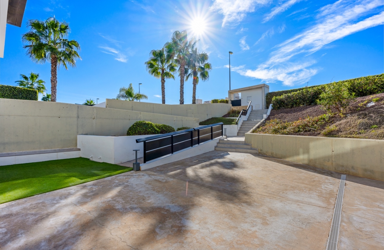 Resale - Apartment / flat - Orihuela Costa - Los Dolses