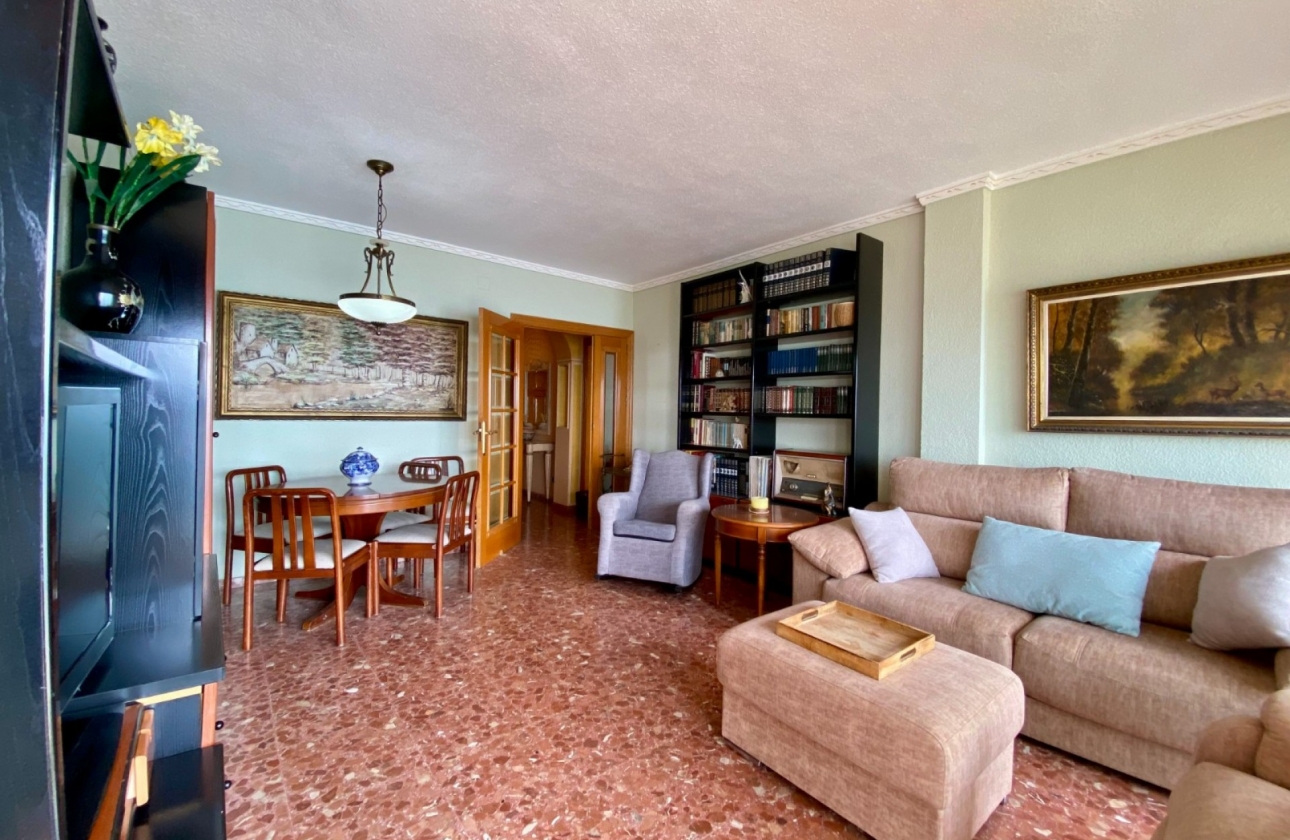 Resale - Apartment / flat - Torrevieja - Playa del Cura