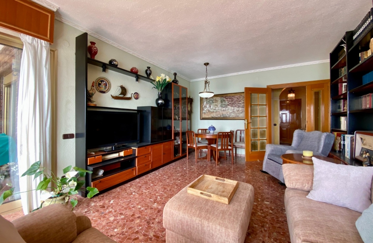 Resale - Apartment / flat - Torrevieja - Playa del Cura