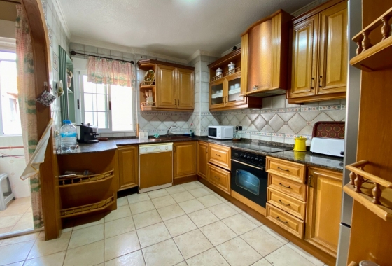 Resale - Apartment / flat - Torrevieja - Playa del Cura