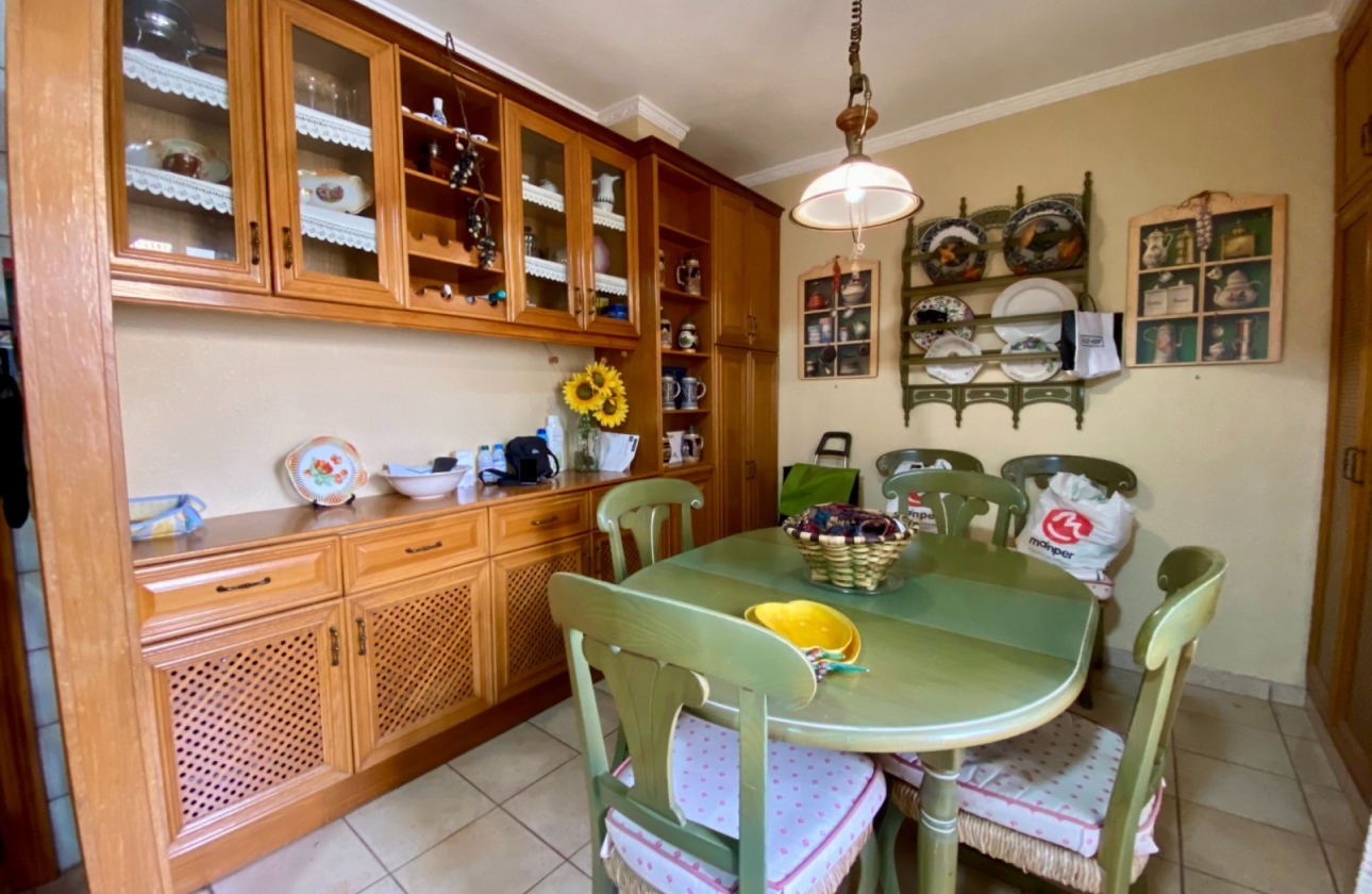 Resale - Apartment / flat - Torrevieja - Playa del Cura