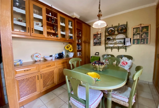 Resale - Apartment / flat - Torrevieja - Playa del Cura