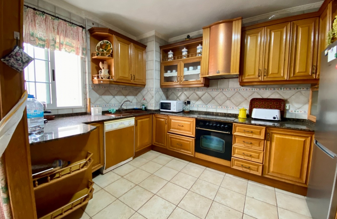 Resale - Apartment / flat - Torrevieja - Playa del Cura