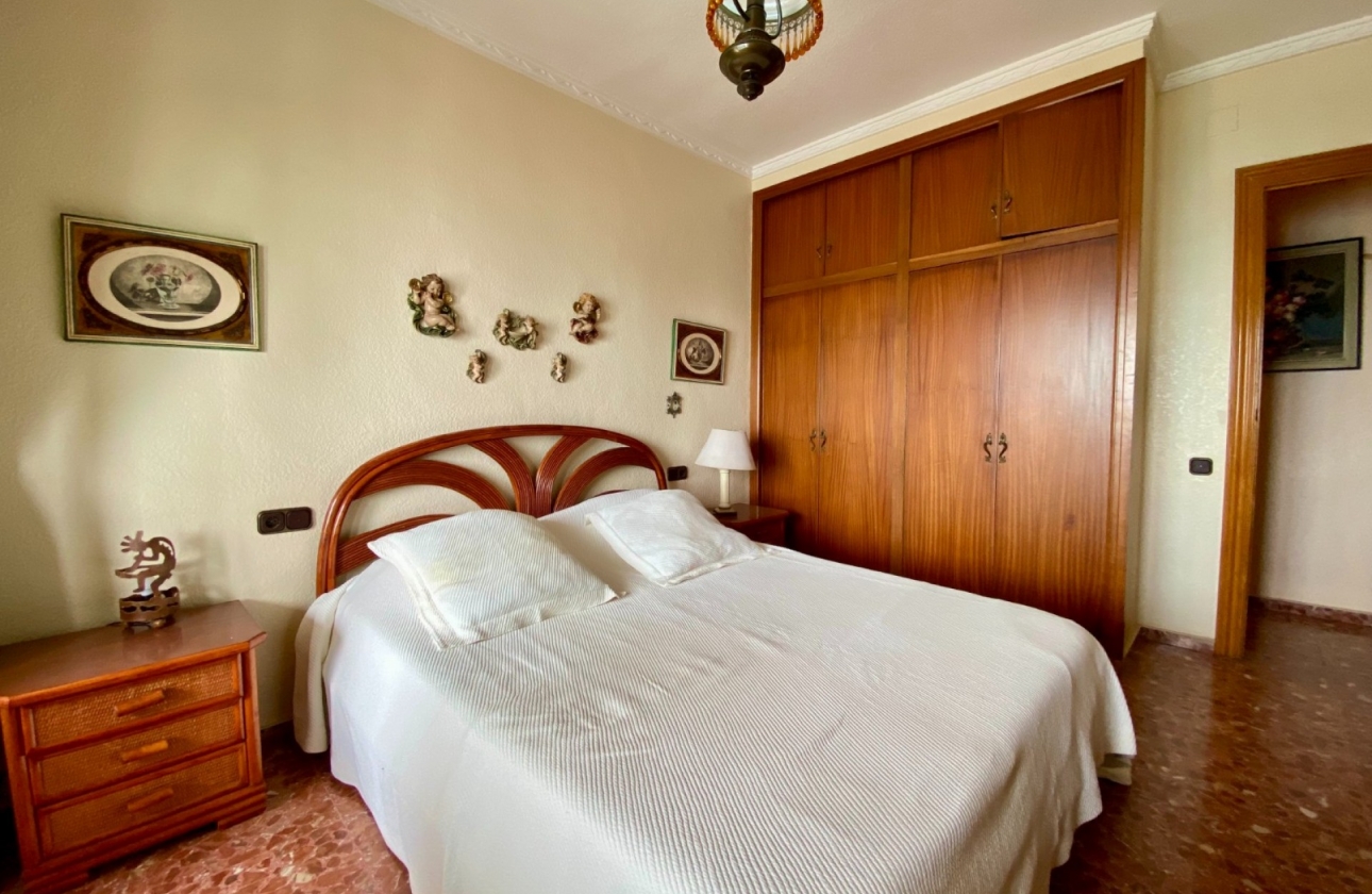 Resale - Apartment / flat - Torrevieja - Playa del Cura