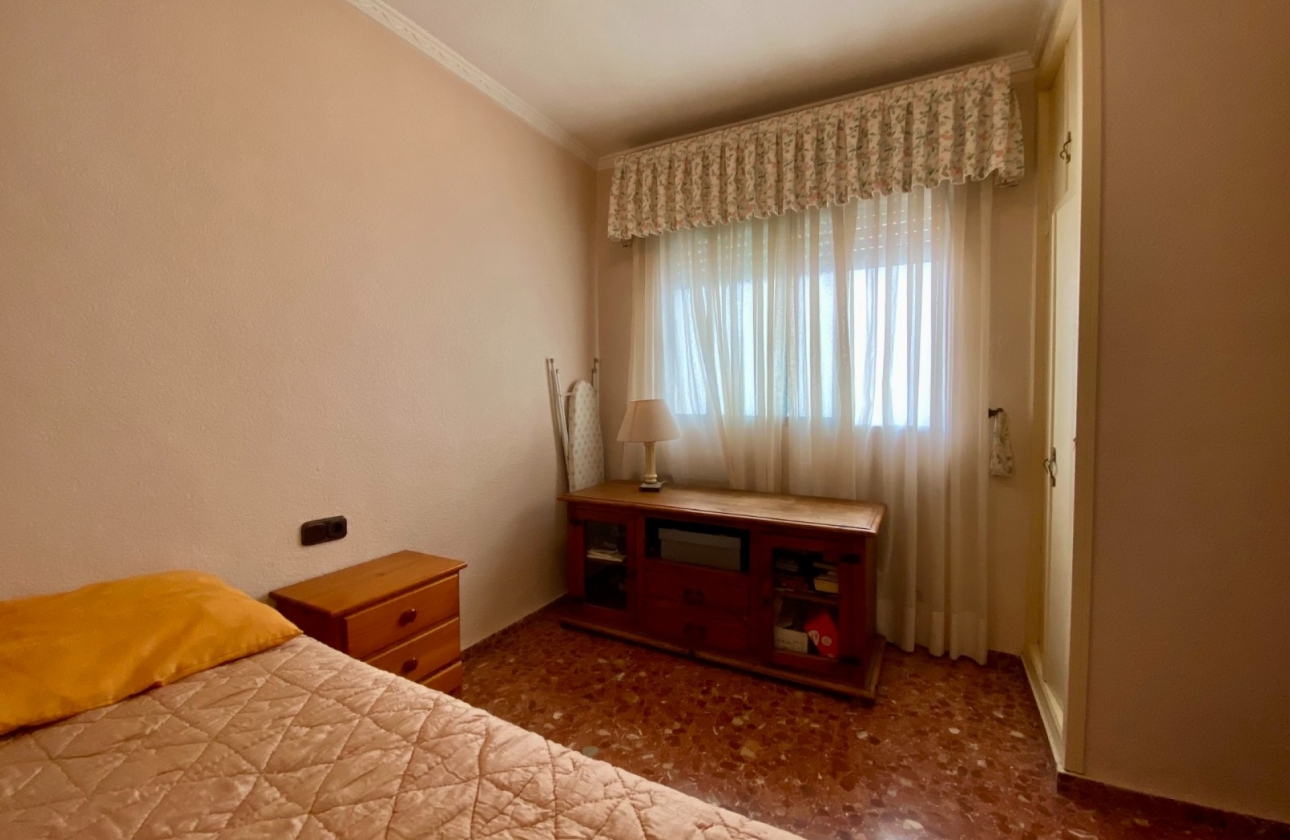 Resale - Apartment / flat - Torrevieja - Playa del Cura