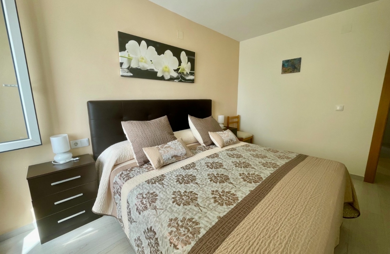 Resale - Apartment / flat - Torrevieja - Playa del Cura