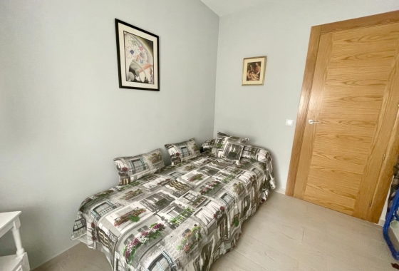 Resale - Apartment / flat - Torrevieja - Playa del Cura
