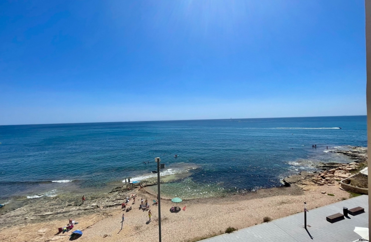Resale - Apartment / flat - Torrevieja - Playa del Cura