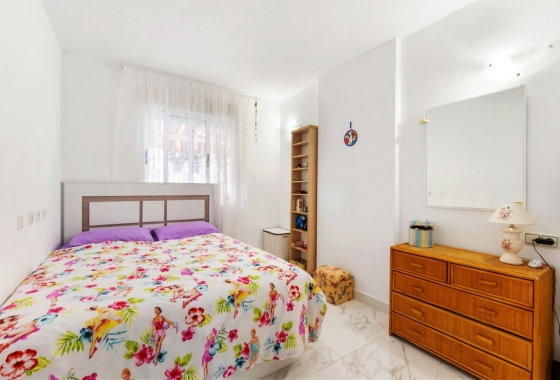 Resale - Apartment / flat - Torrevieja - Center