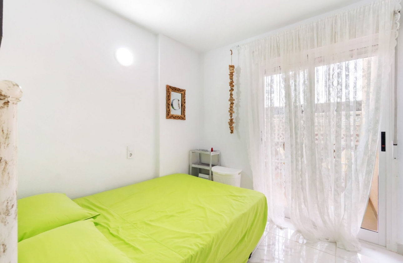 Resale - Apartment / flat - Torrevieja - Center