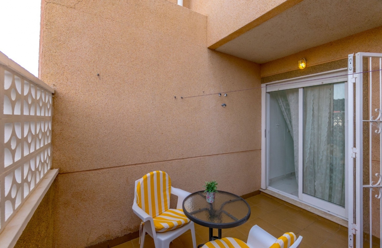 Resale - Apartment / flat - Torrevieja - Center