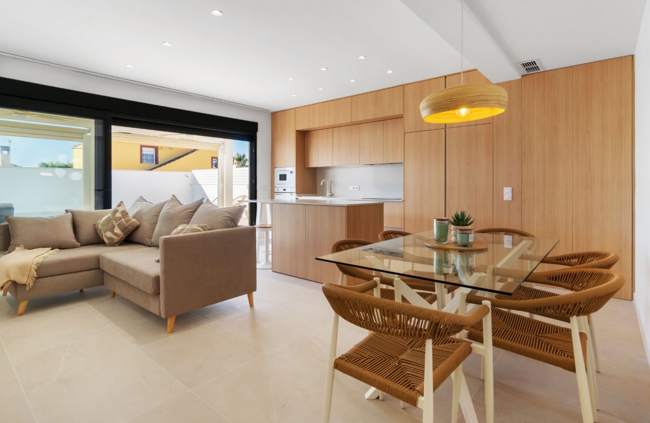 Resale - Villa - Torrevieja - San Luis