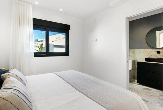 Resale - Villa - Torrevieja - San Luis