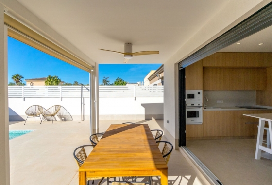 Resale - Villa - Torrevieja - San Luis