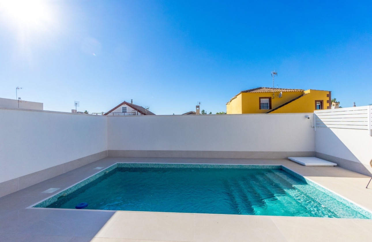 Resale - Villa - Torrevieja - San Luis