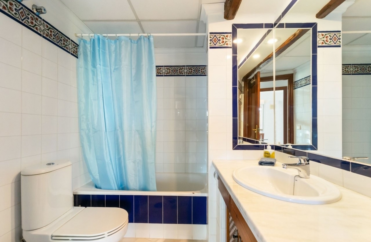 Resale - Apartment / flat - Torrevieja - Playa Los Locos