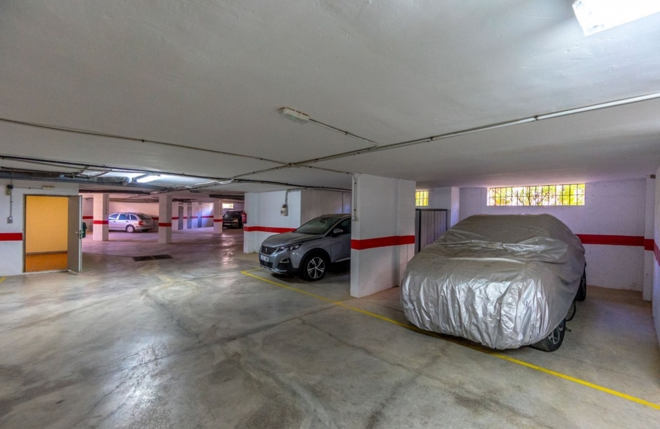 Resale - Apartment / flat - Torrevieja - Playa Los Locos