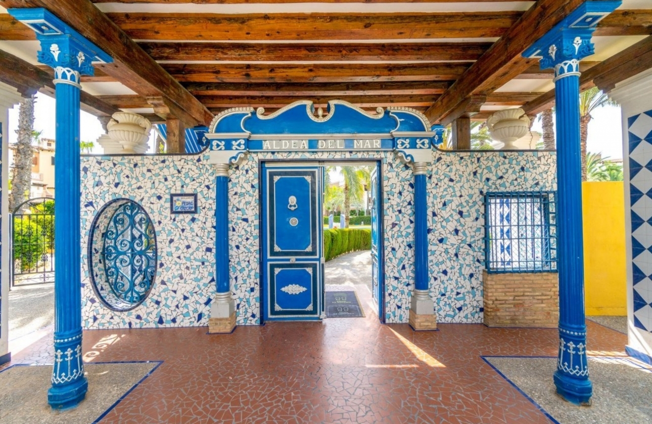 Resale - Apartment / flat - Torrevieja - Playa Los Locos