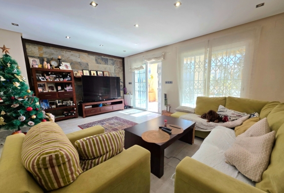 Resale - Villa - Torrevieja - Cabo Cervera