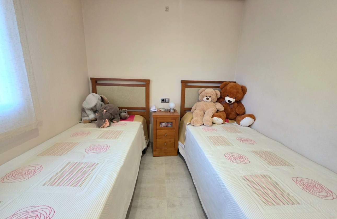 Resale - Villa - Torrevieja - Cabo Cervera