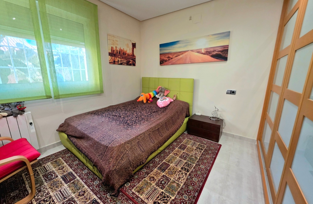 Resale - Villa - Torrevieja - Cabo Cervera