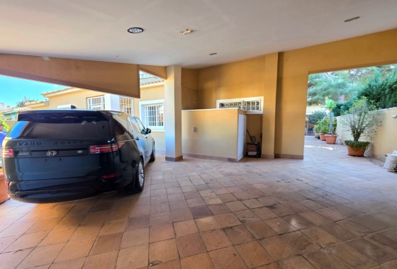 Resale - Villa - Torrevieja - Cabo Cervera