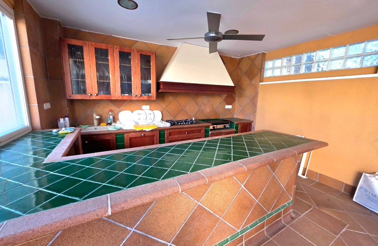 Resale - Villa - Torrevieja - Cabo Cervera