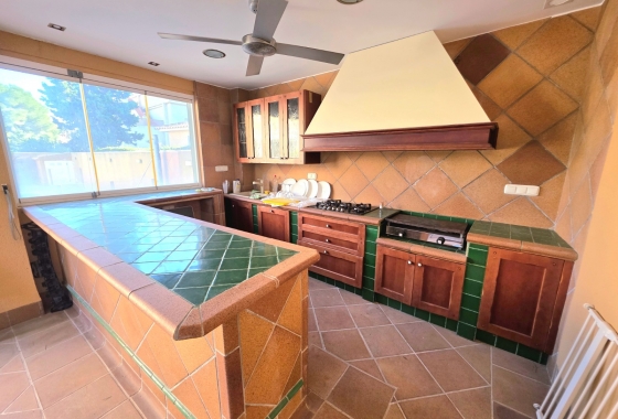 Resale - Villa - Torrevieja - Cabo Cervera