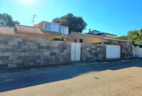 Resale - Villa - Torrevieja - Cabo Cervera