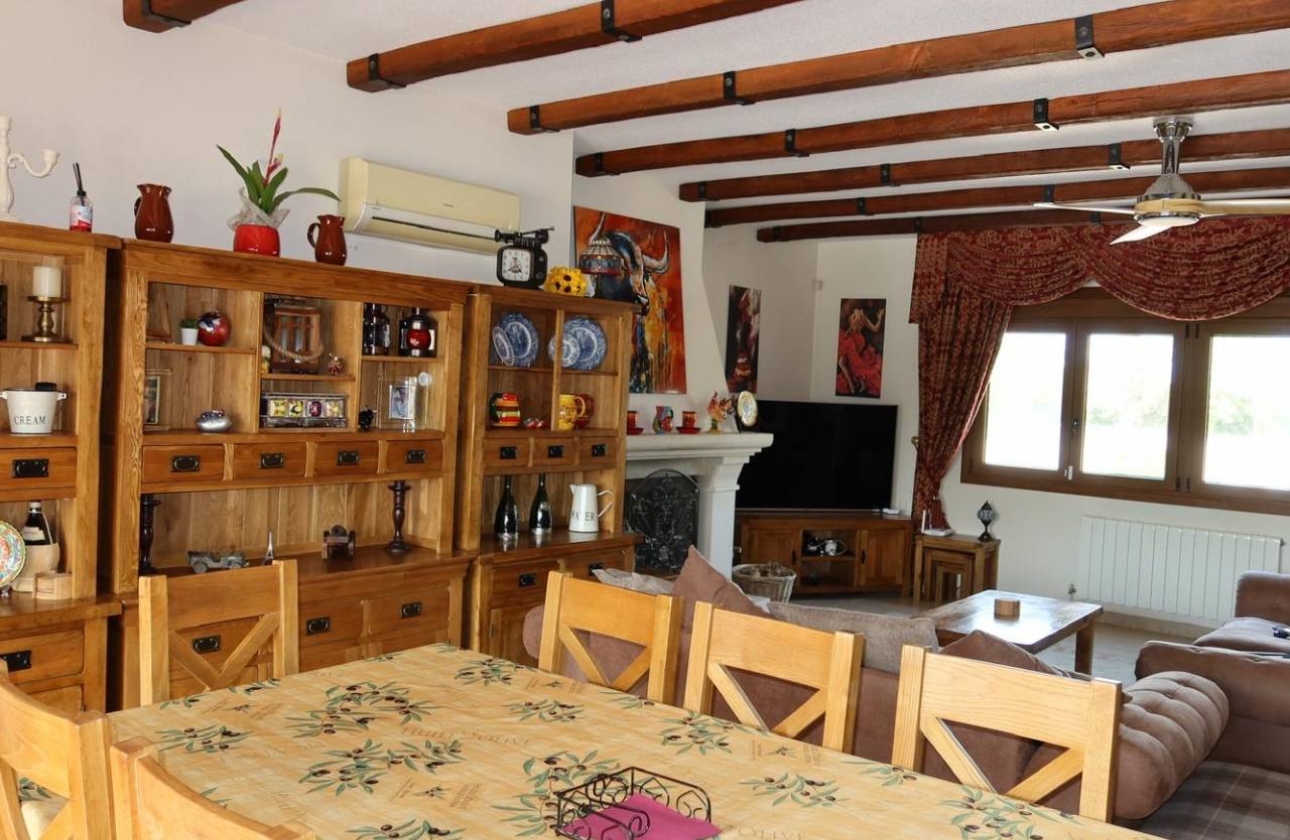 Resale - Finca / Country Property - Orihuela Costa - Orihuela