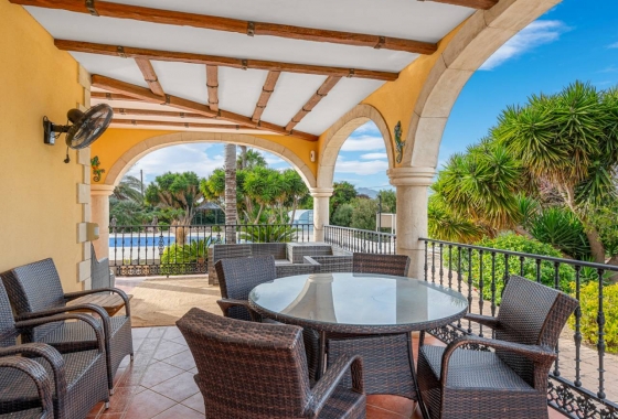 Resale - Finca / Country Property - Orihuela Costa - Orihuela