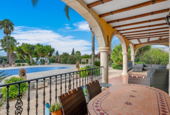 Resale - Finca / Country Property - Orihuela Costa - Orihuela